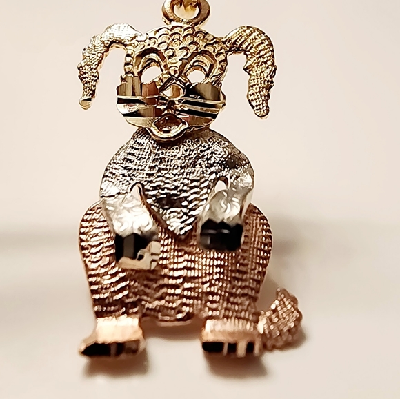 14k Gold Tri Color Moveable Suprised Bunny Pendant 🐰 - Picture 1 of 9